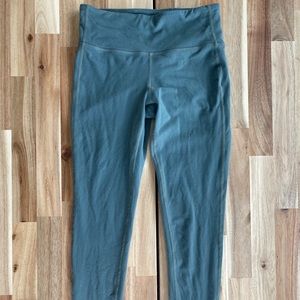 Athleta 7/8 legging - olive green - S